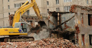 Демонтаж фасада в Сланцах: цены за м2 от 358 рублей | Сварной-Слы