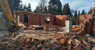 Демонтаж 1 этажного дома Сланцы, цена от 1583 руб.